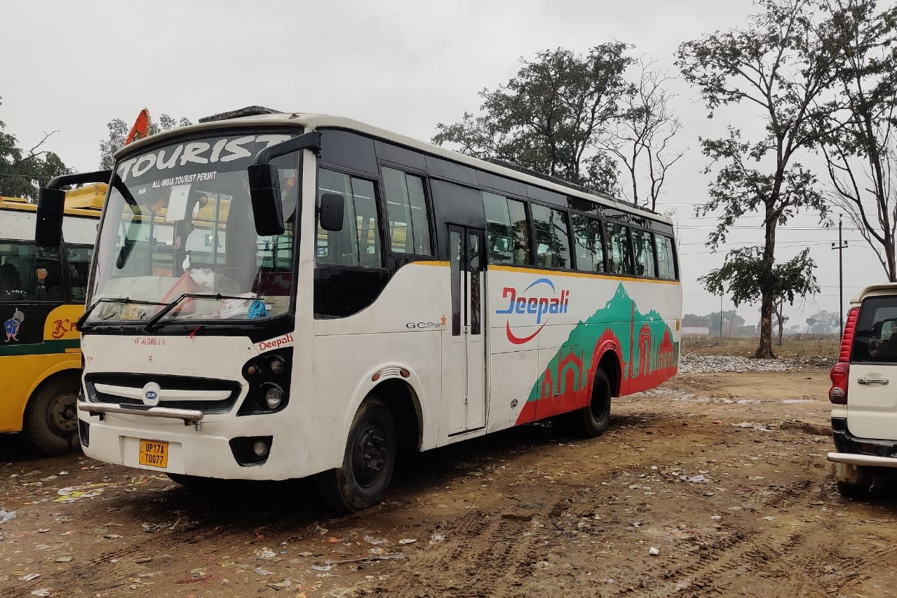 30 seater bus rental