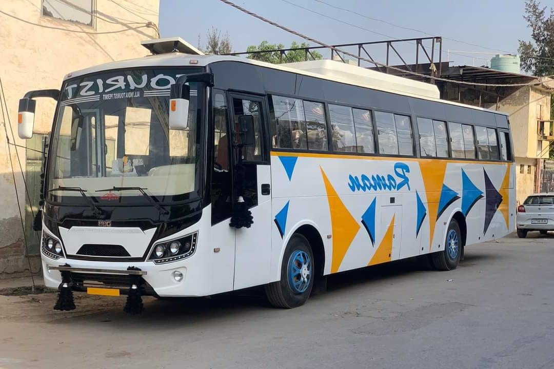42 seater bus rental