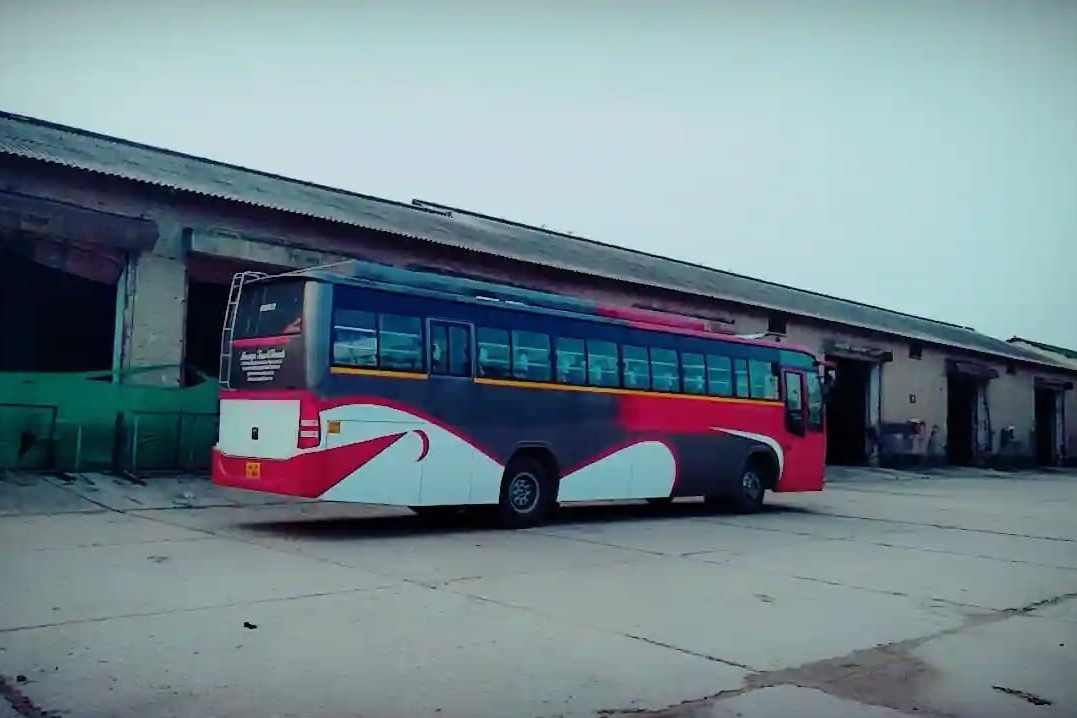 50 seater bus rental