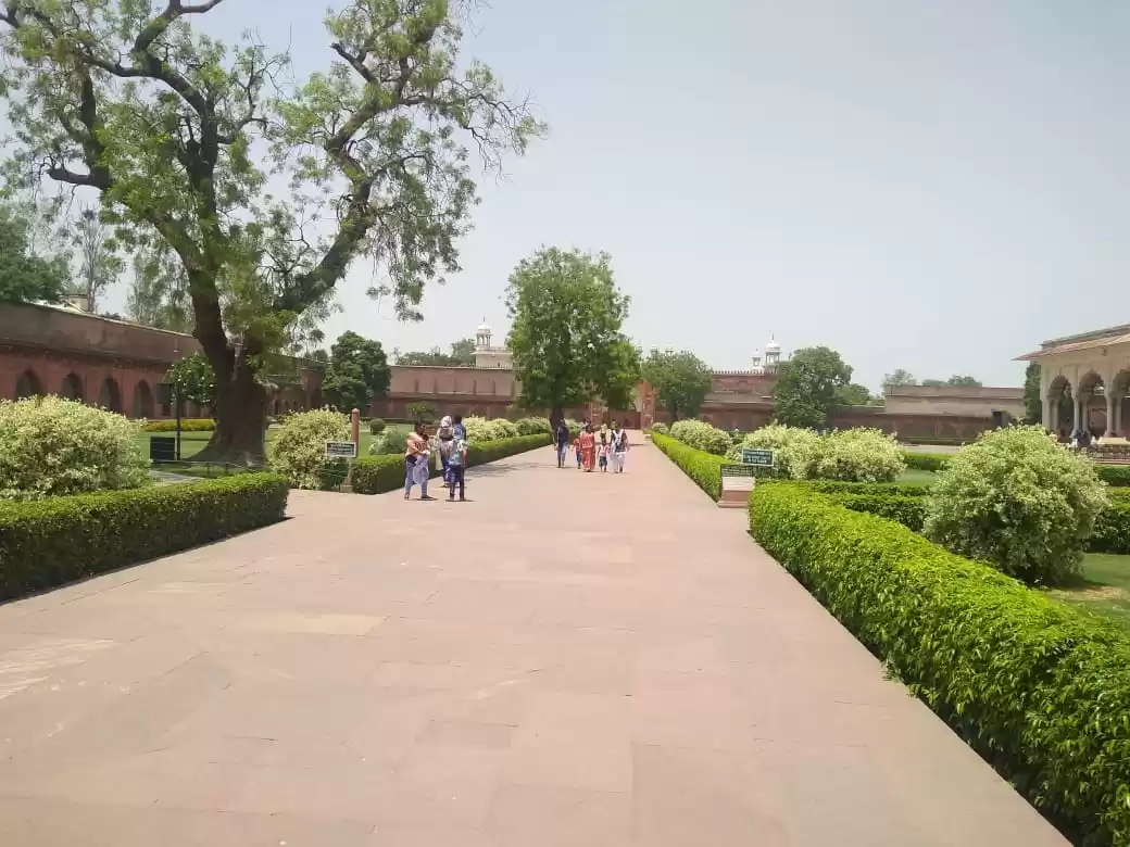 Trusted Agra travel support